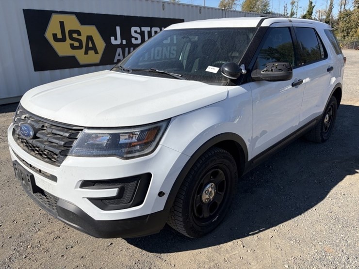 2018-ford-explorer-image-1