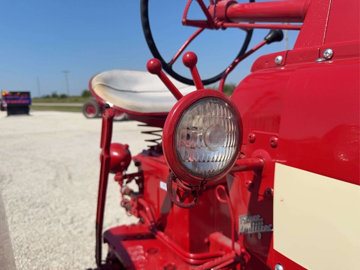 farmall-350-image-33