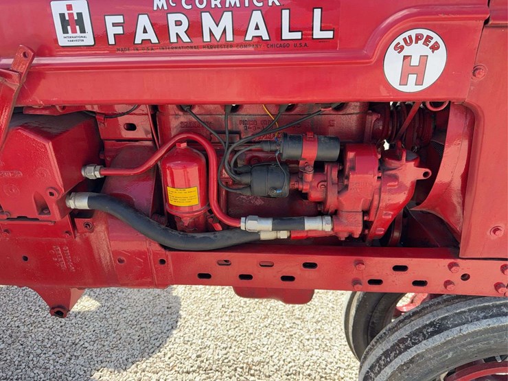 farmall-super-h-image-26