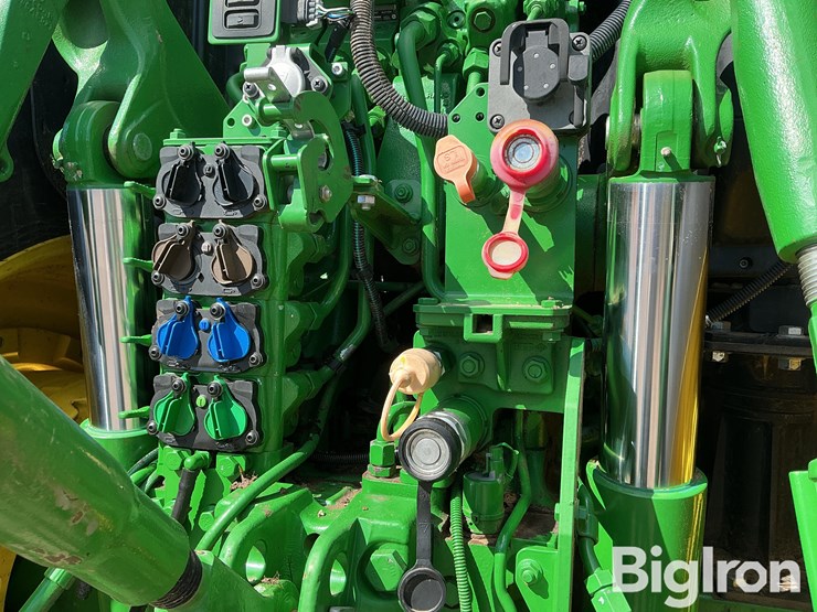 2017-john-deere-6175r-image-15
