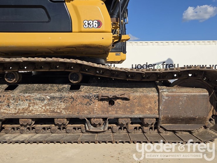2022-caterpillar-336-image-15