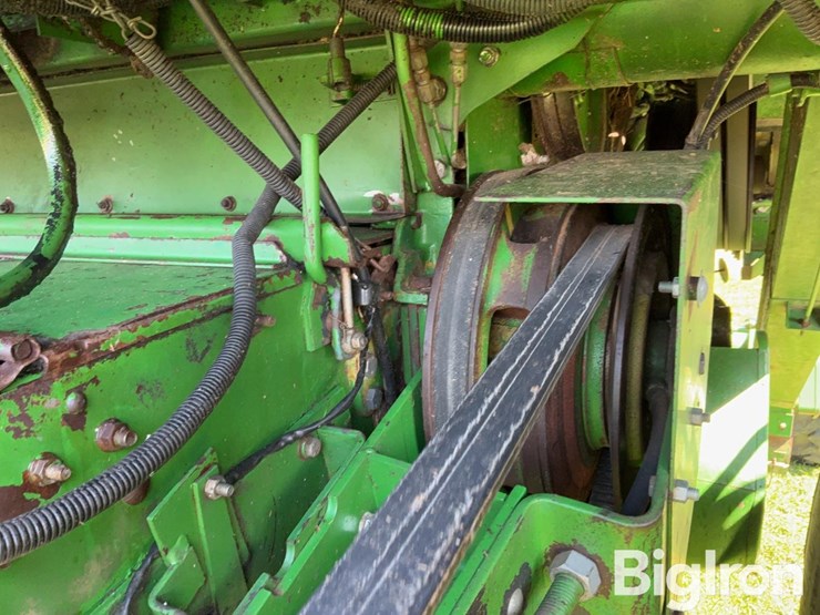 1987-john-deere-7720-titan-ii-image-12