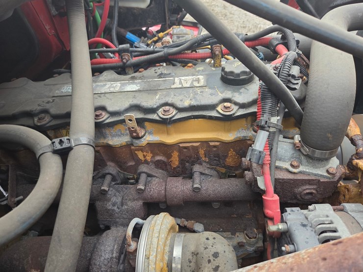 2003-caterpillar-c7-image-34