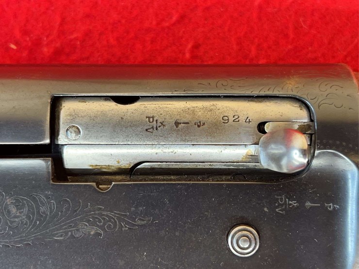 browning-a-5-16-gauge-semiauto-shotgun-image-12