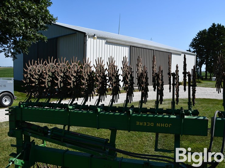 john-deere-400-image-10