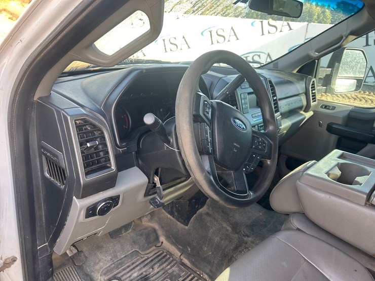 2019-ford-f350-image-56