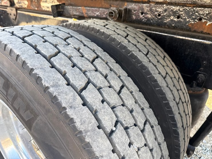 2020-kenworth-t270-image-61