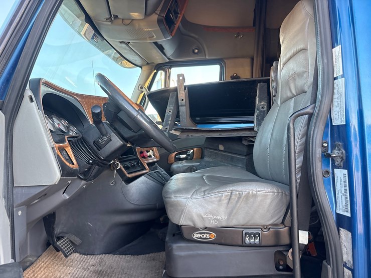 2009-international-prostar-image-71
