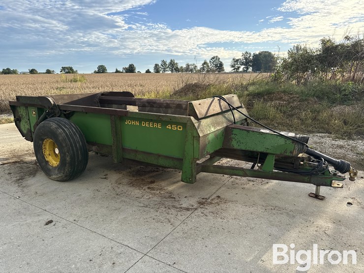 john-deere-450-image-3