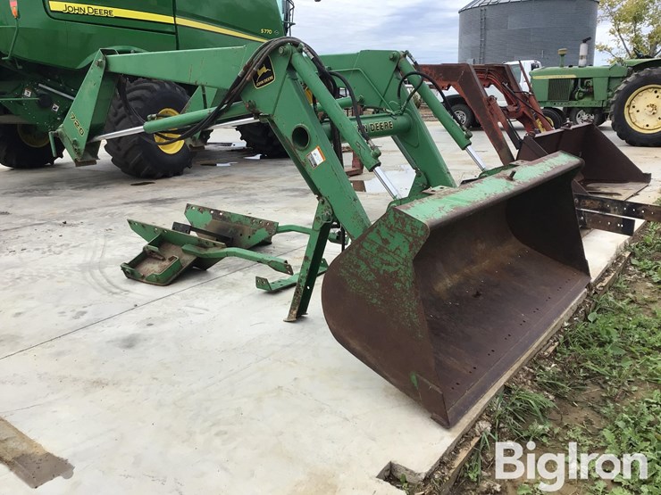 john-deere-720-image-3