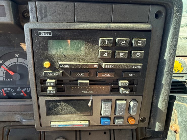2001-caterpillar-3126-image-43