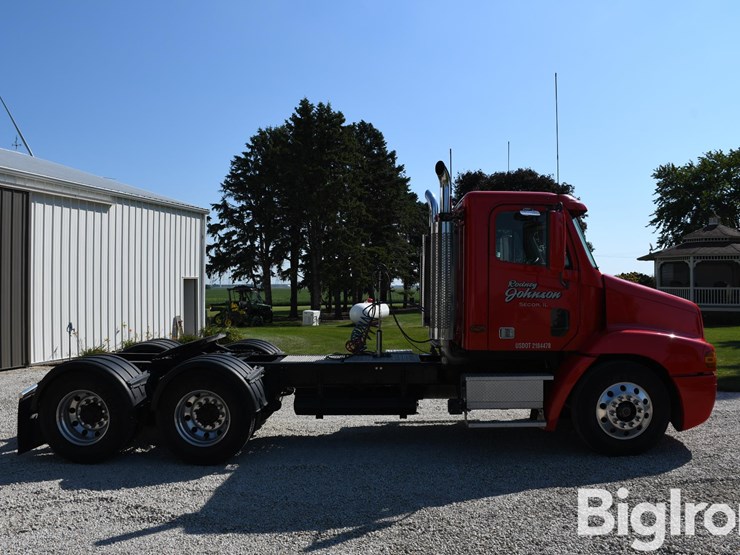 2003-freightliner-cst112-t/a-truck-tractor-image-4
