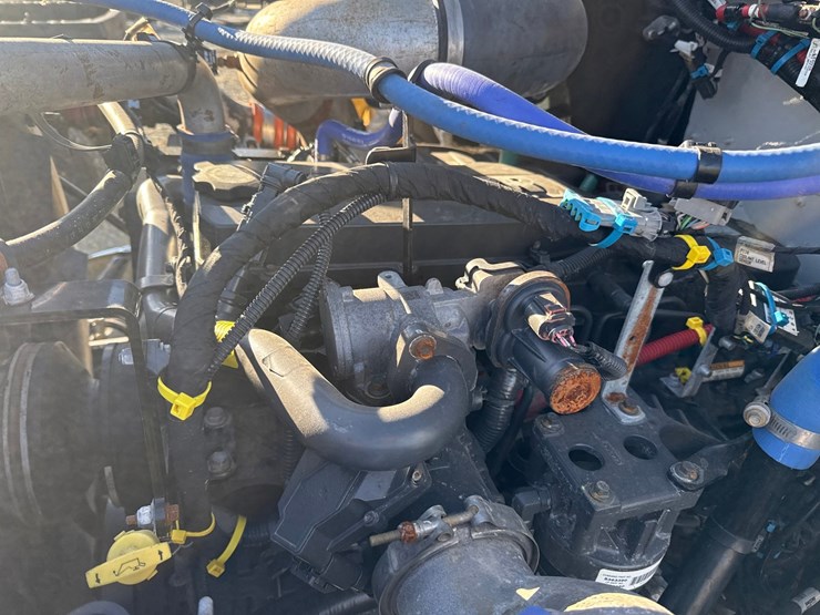 2020-kenworth-t270-image-15
