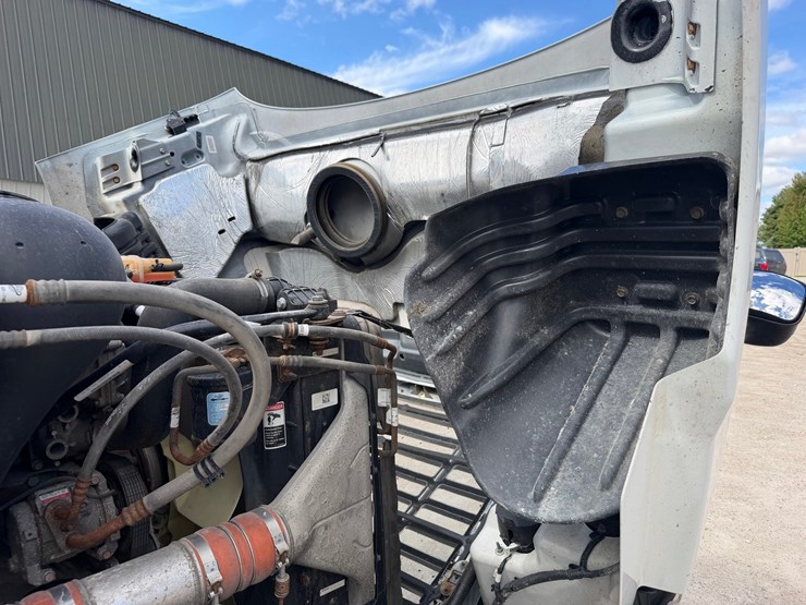 #1608-•-2019-freightliner-cascadia-single-axle-day-cab-image-52