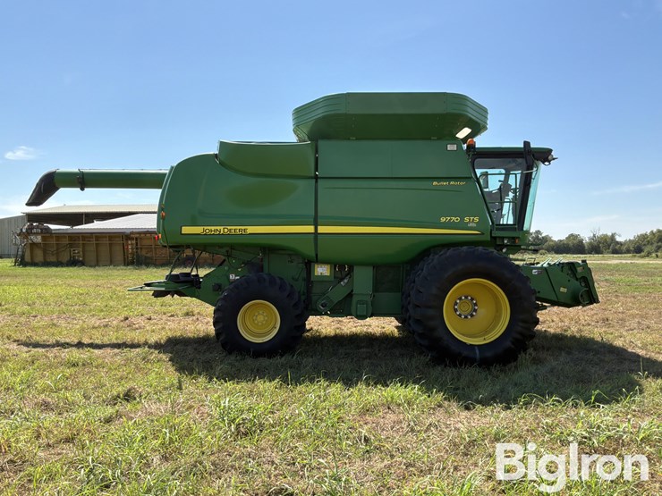 2011-john-deere-9770-sts-image-4