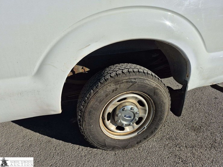 2015-ford-f250-image-23