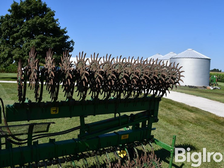 john-deere-400-image-12