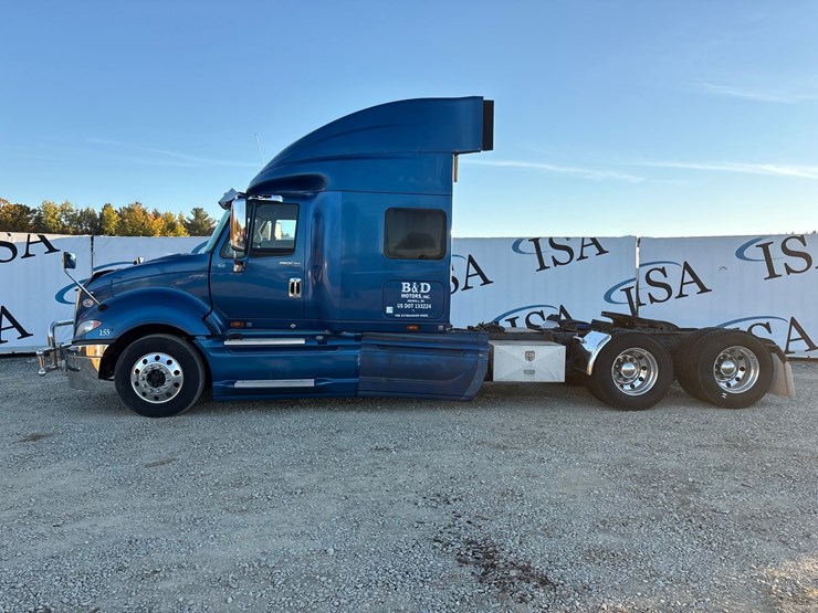 2009-international-prostar-image-2