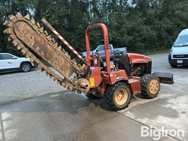 2010-ditch-witch-rt45-image-5