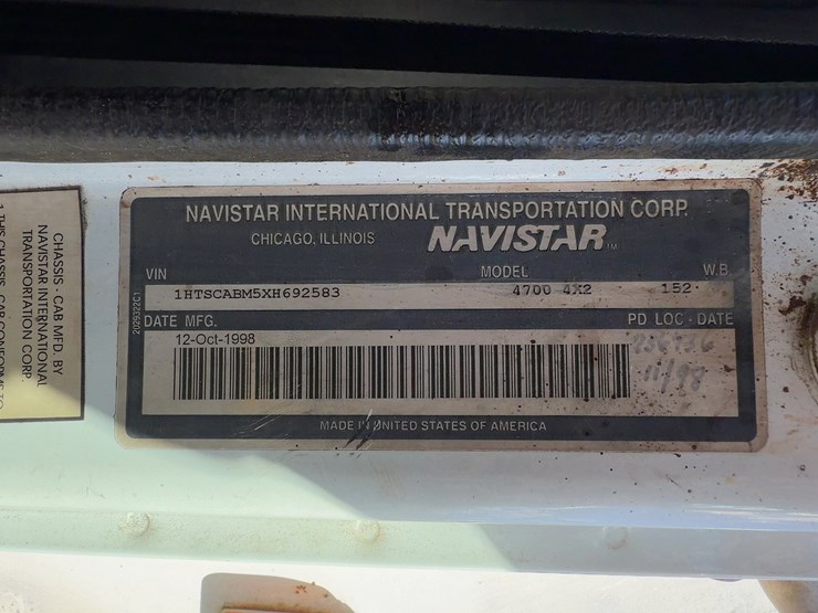 1999-international-4700-image-36