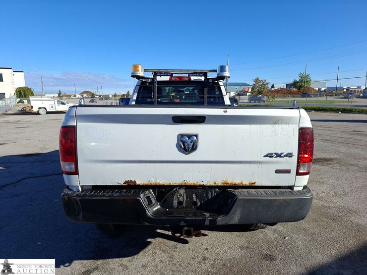 2012-dodge-2500-image-6