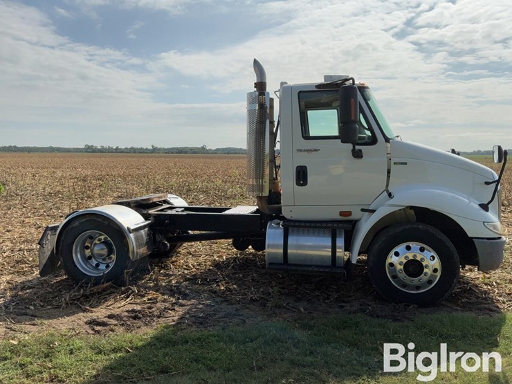 2011-international-transtar-8600-image-4