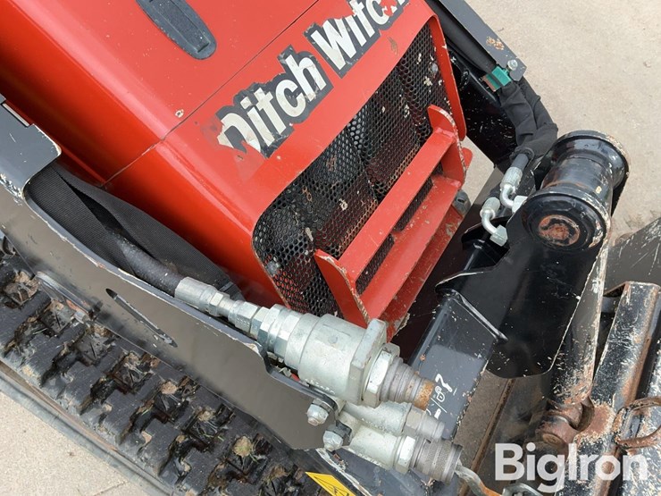 2024-ditch-witch-sk600-image-18