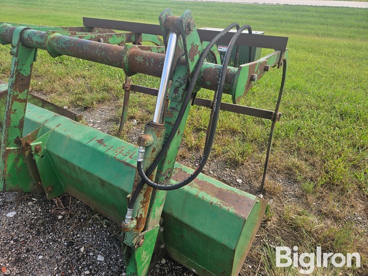 john-deere-158-image-10