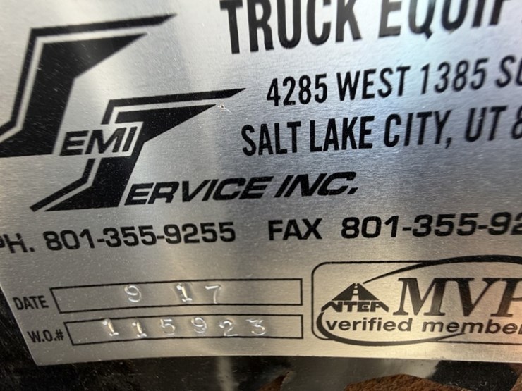 2017-chevrolet-silverado-3500-image-33
