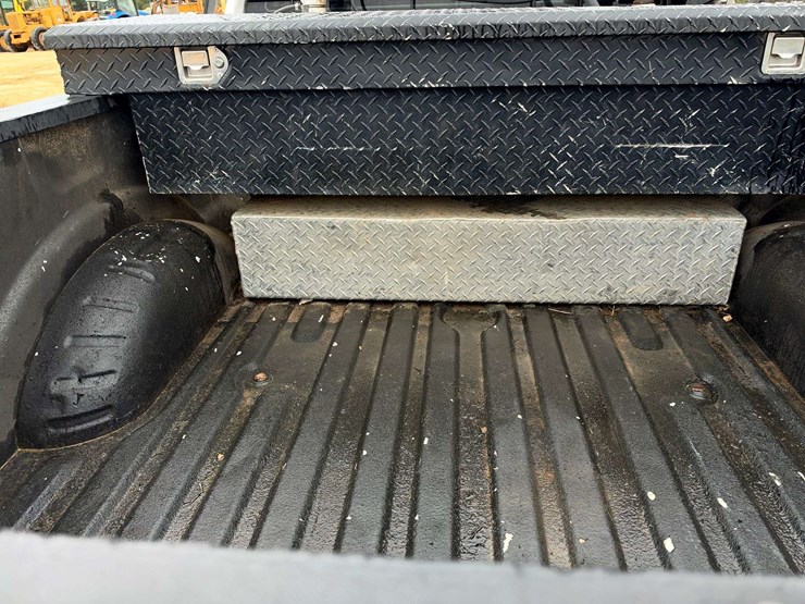 ford-f250-xl-image-15
