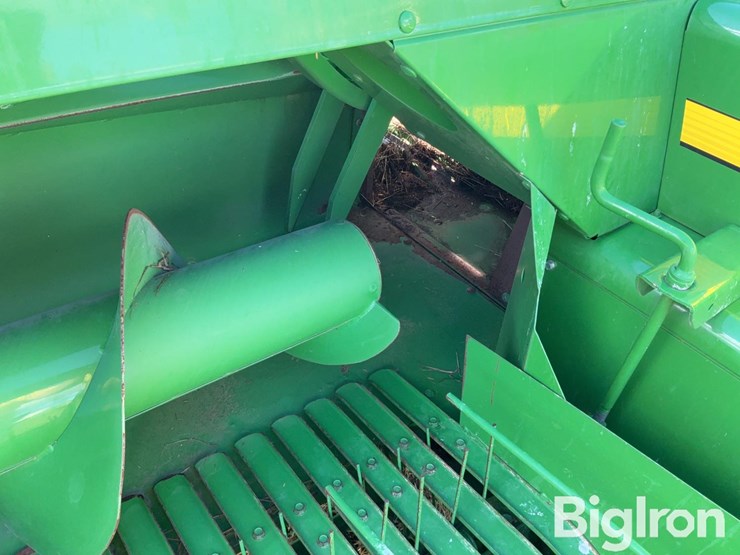 2021-john-deere-348-image-16