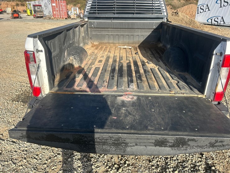 2019-ford-f350-image-23