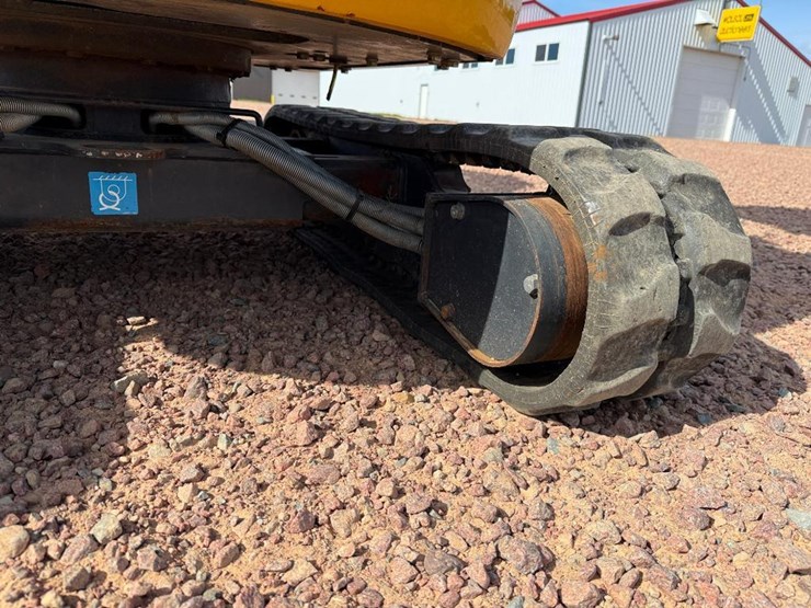 deere-17g-image-19