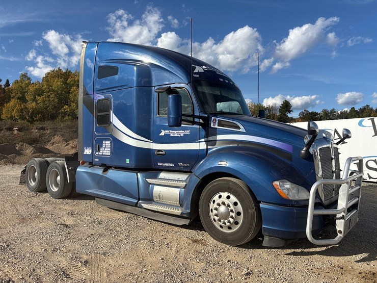 2020-kenworth-t680-image-7