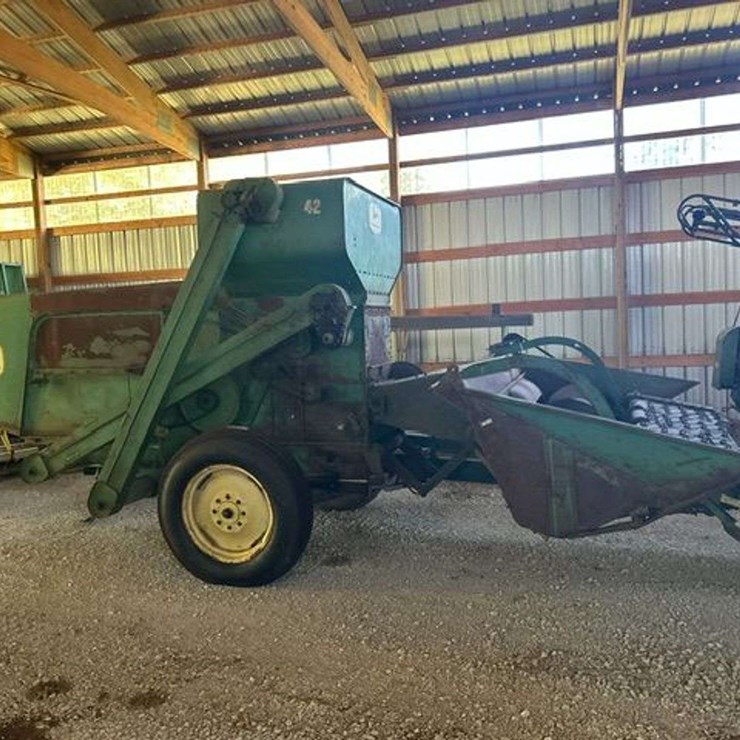 JOHN DEERE 42