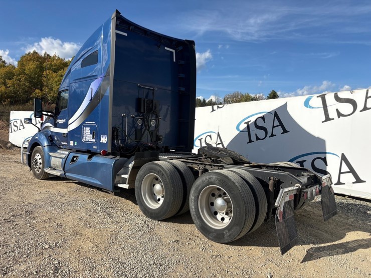 2020-kenworth-t680-image-3