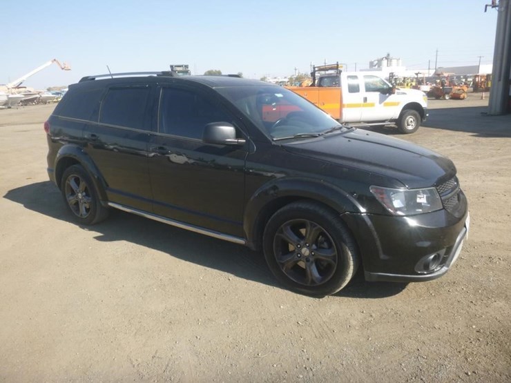 2015-dodge-journey-image-2