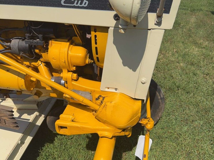 1964-international-cub-image-11