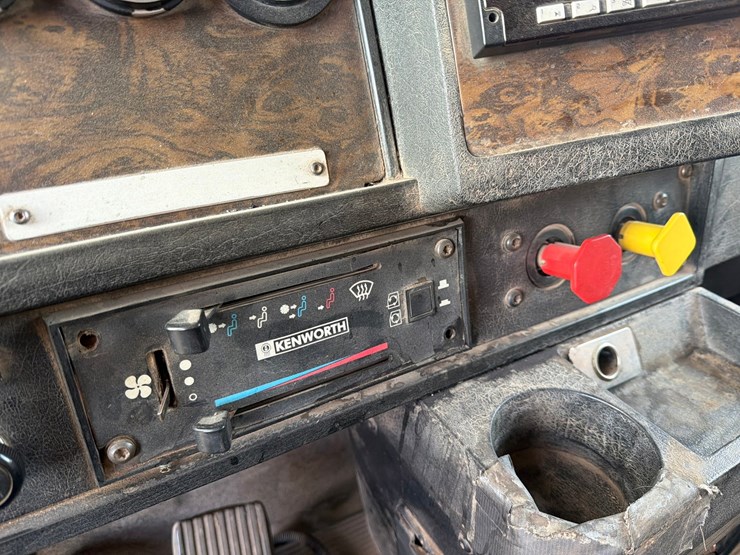 1997-kenworth-t800-image-69