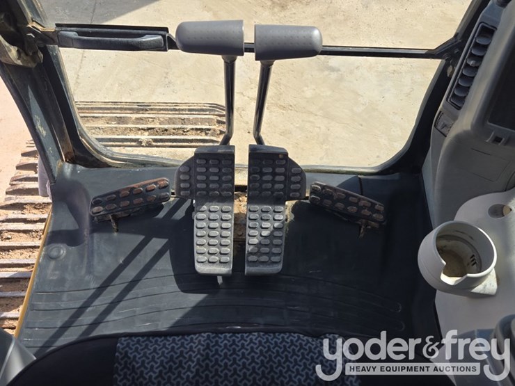 2019-deere-470g-lc-image-77