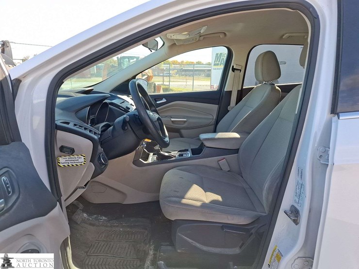 2017-ford-escape-image-10