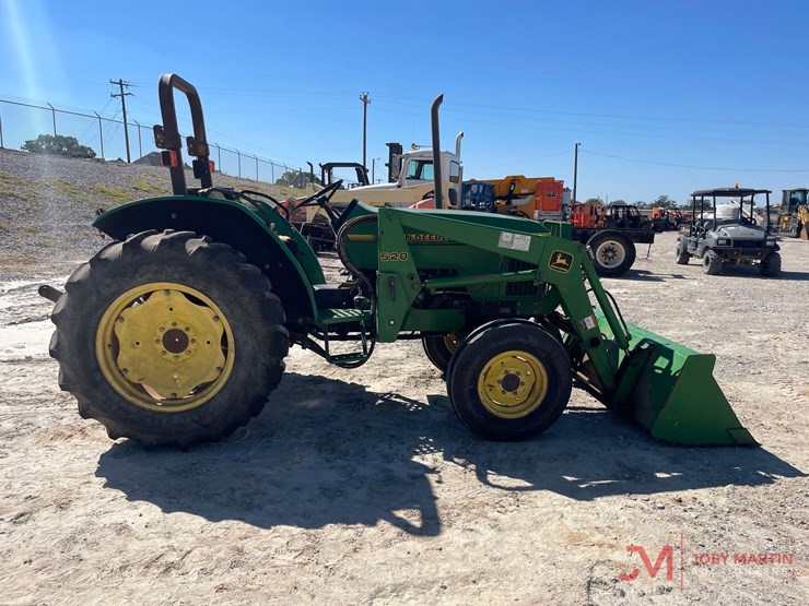 john-deere-5200-image-2