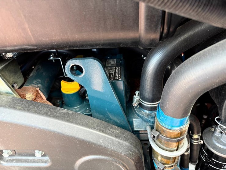 kubota-ssv75-image-23