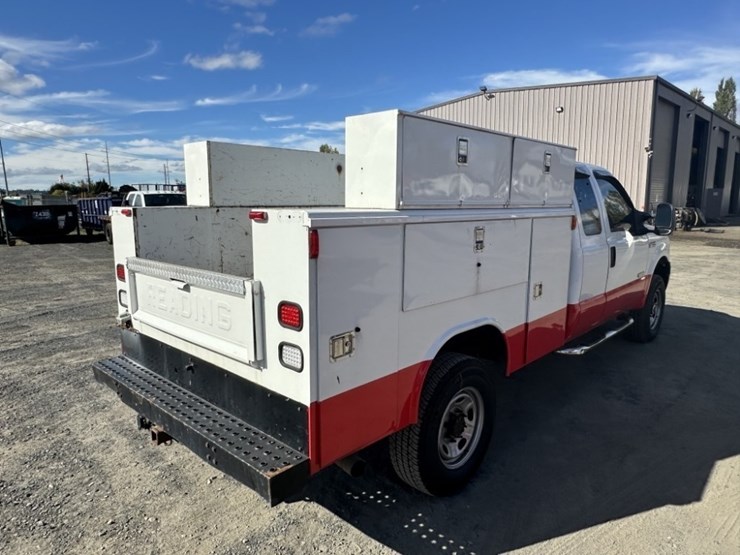 2006-ford-f350-xl-image-5