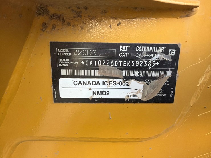 2023-caterpillar-226d3-image-64