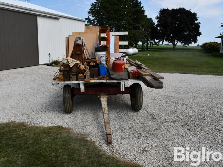 hayrack-w/-contents-image-2