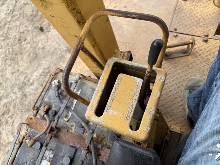 1972-caterpillar-d8h-image-25