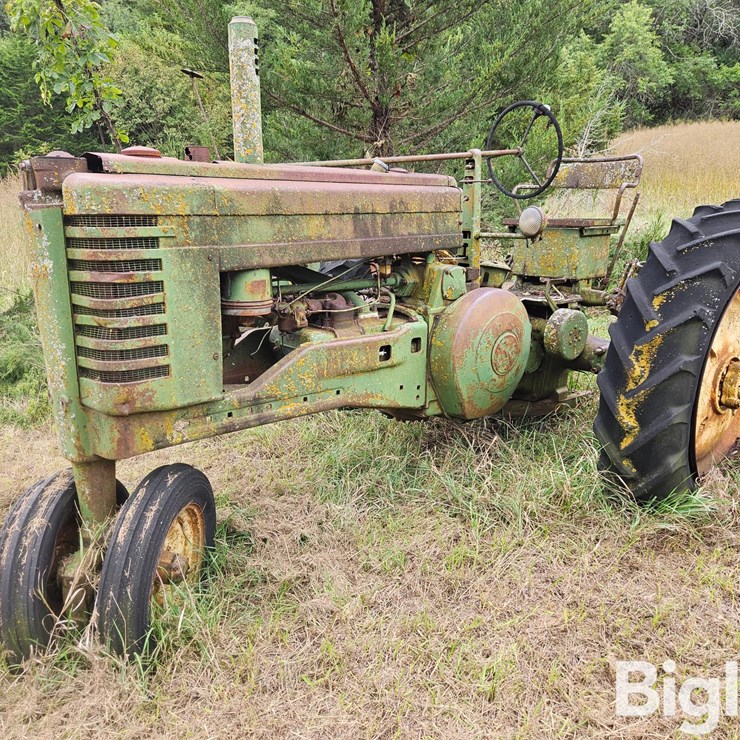 1949 JOHN DEERE A