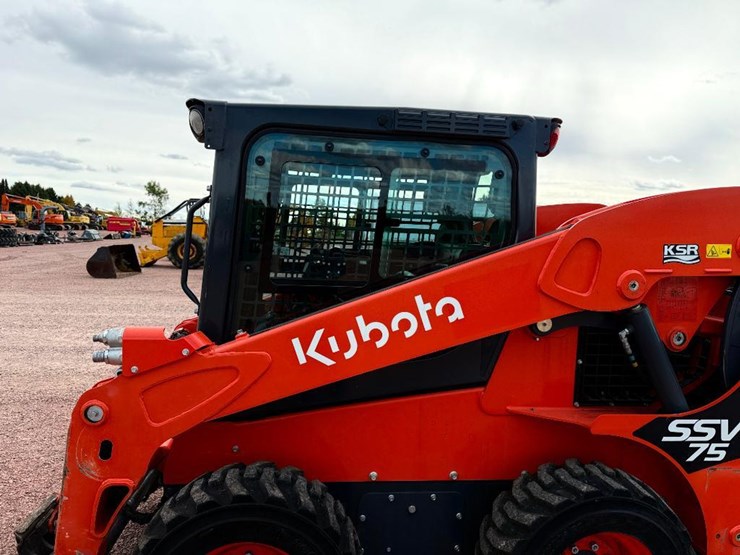 kubota-ssv75-image-11