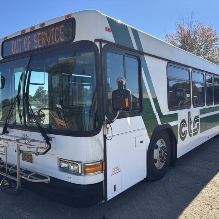 2010 Gillig 35' Transit Bus